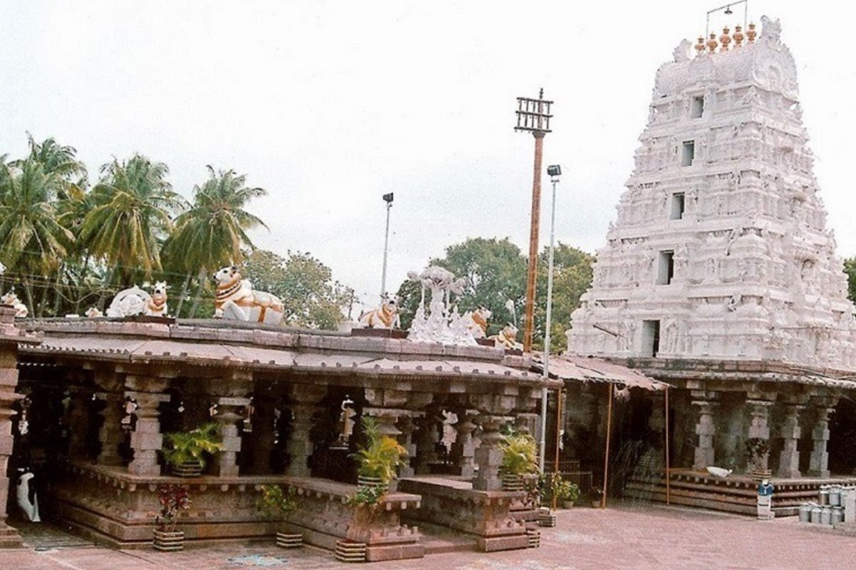 MS-Holidays-Mysuru-Bhramaramba-Devi-Temple