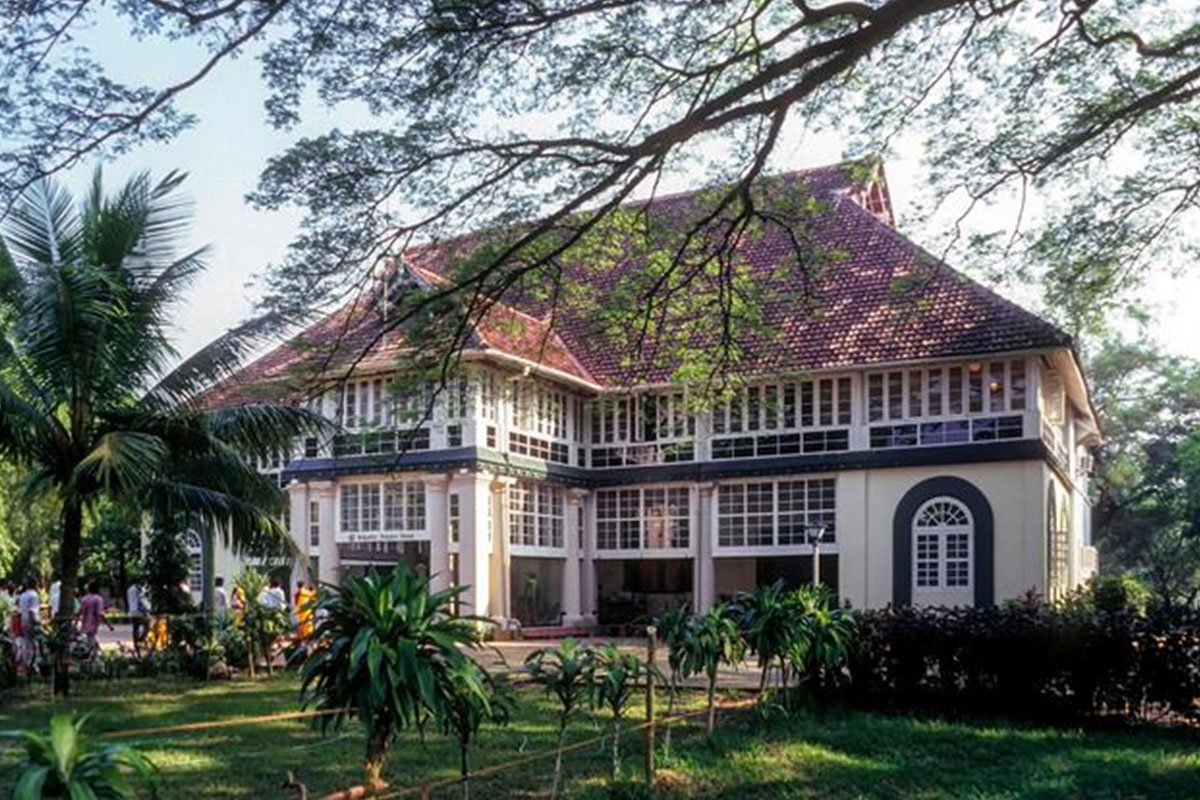 MS-Holidays-Mysuru-Bolgatty-Palace-and-Island-Resort