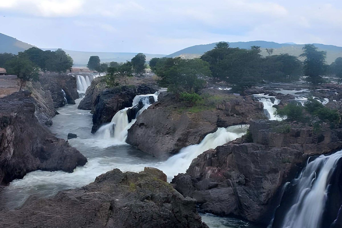 MS-Holidays-Mysuru-Hogenakkal-Falls