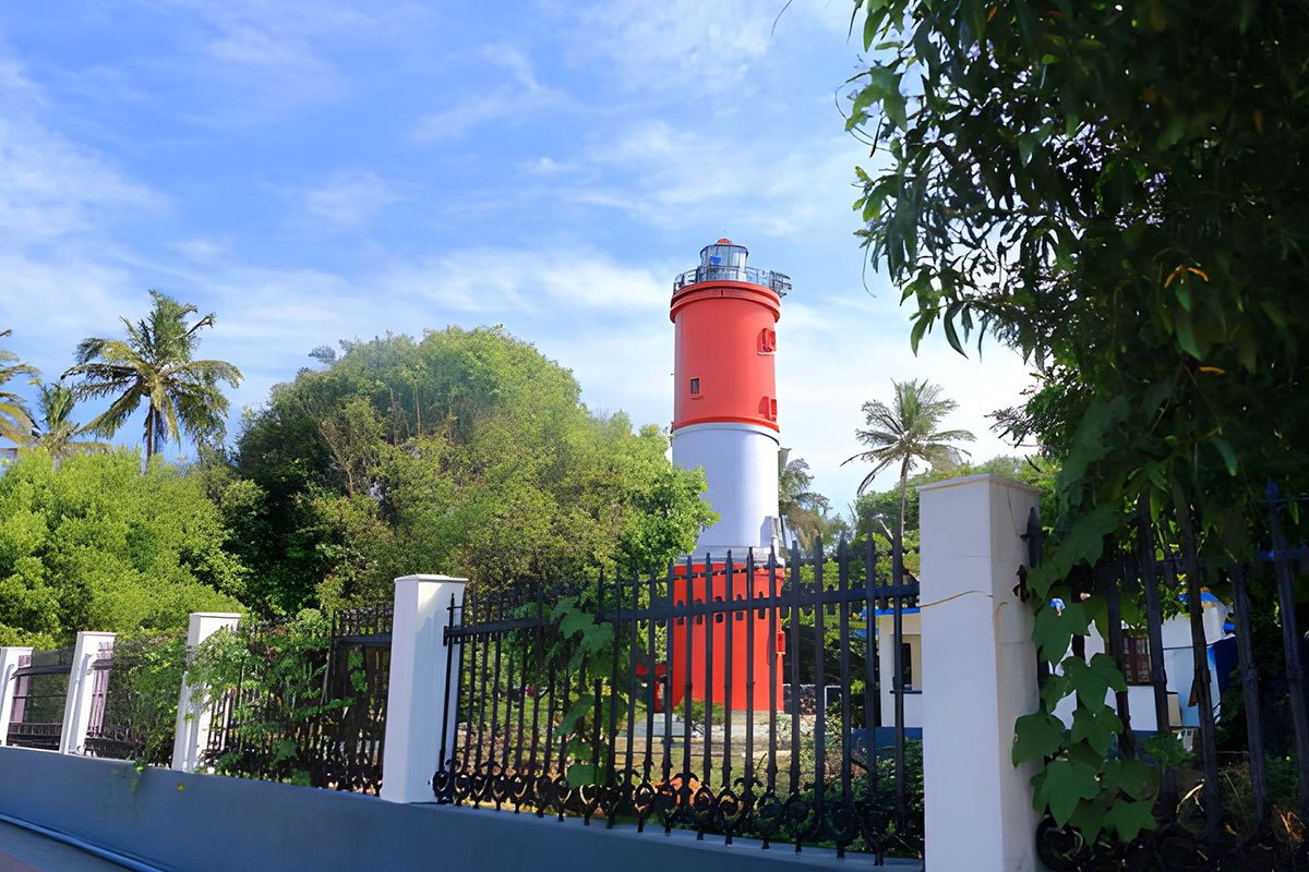 MS-Holidays-Mysuru-Kannur-Light-House