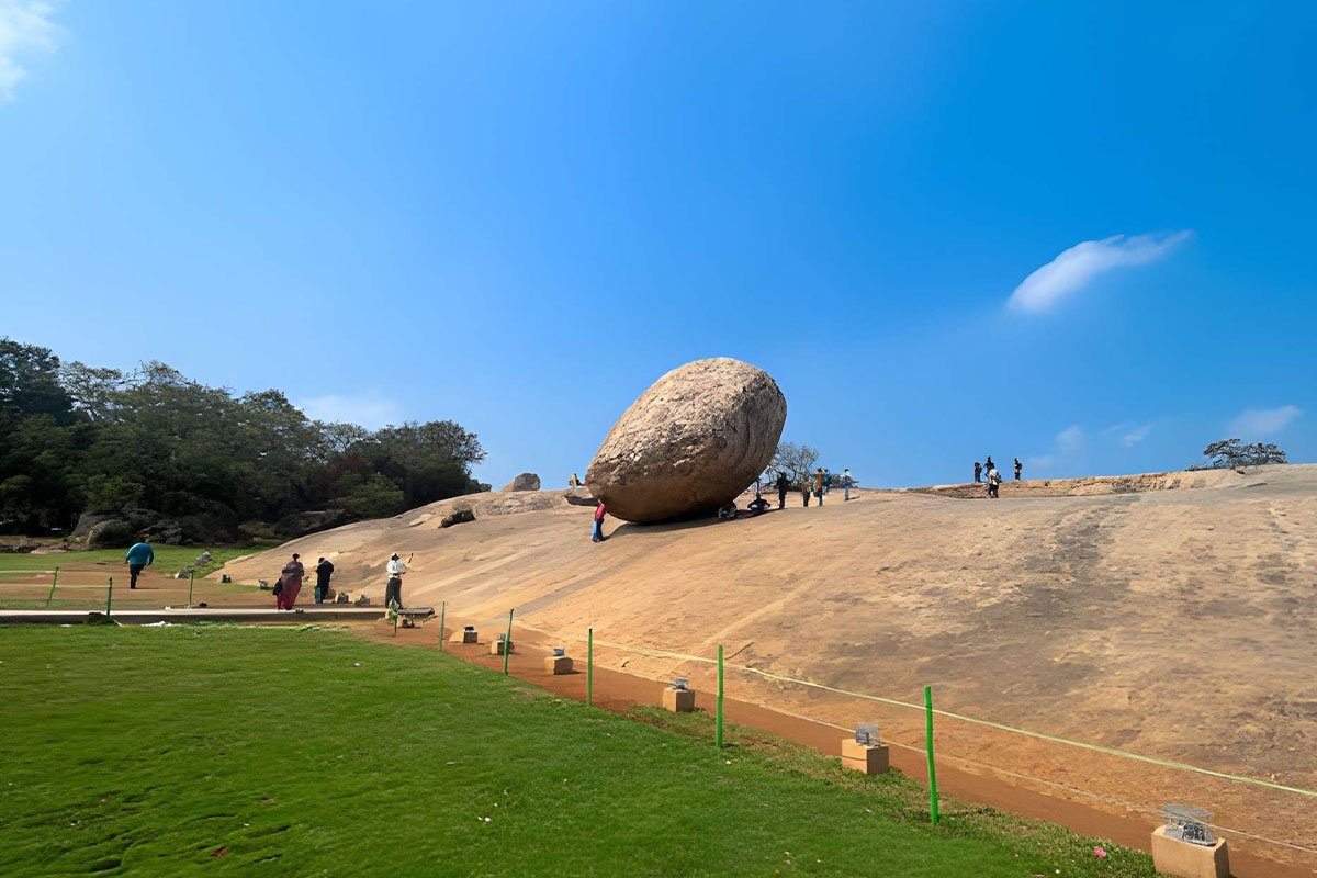 MS-Holidays-Mysuru-Krishna’s-Butter-Ball