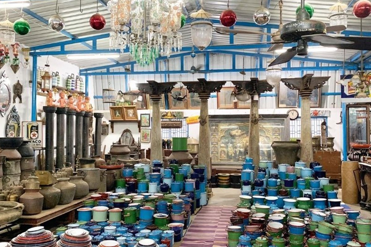 MS-Holidays-Mysuru-Local-antique-markets