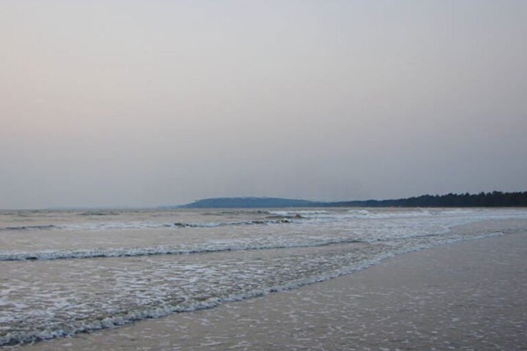 MS-Holidays-Mysuru-Muzhappilangad-Beach