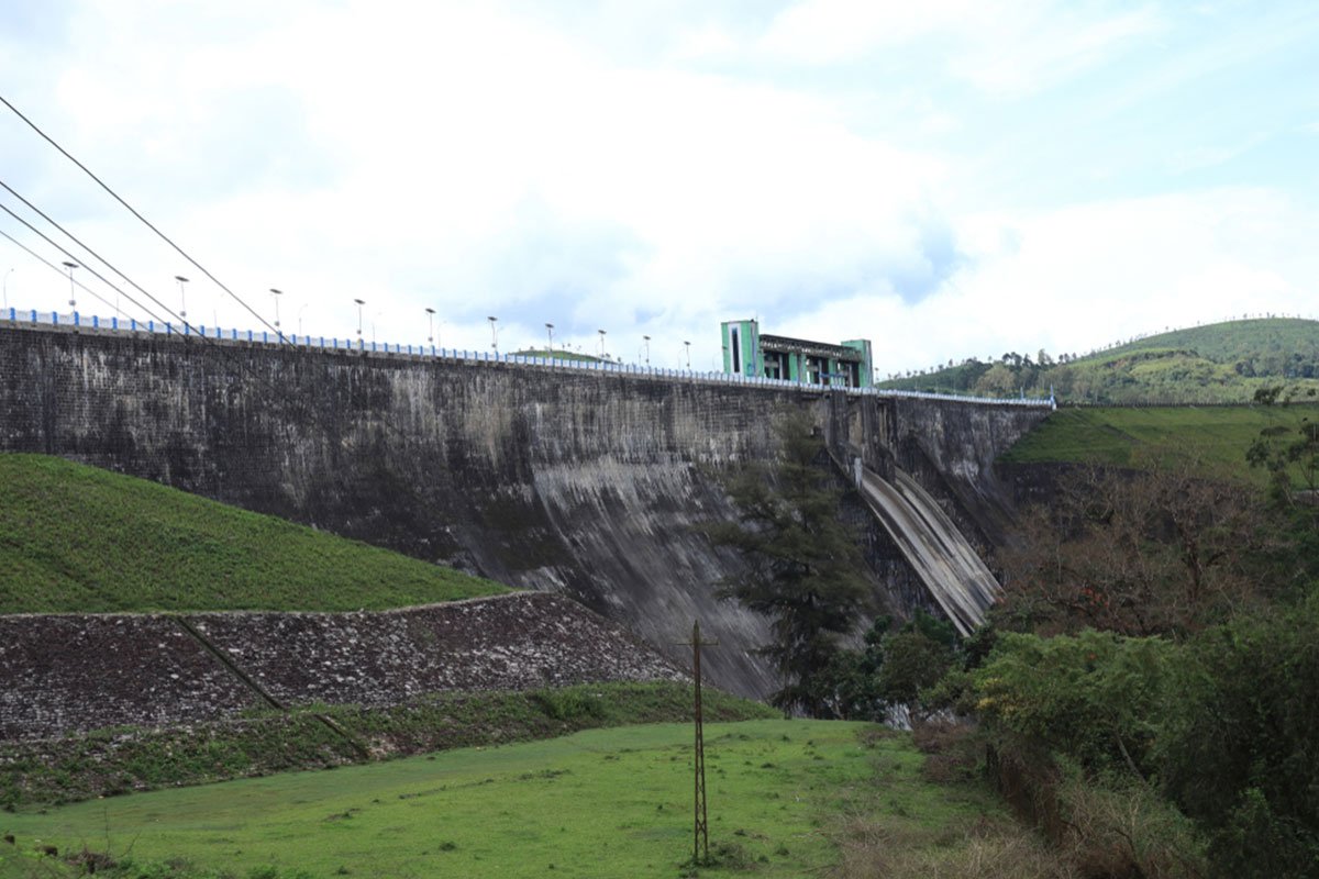 MS-Holidays-Mysuru-Sholayar-Dam