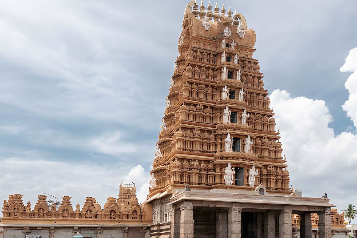 MS-Holidays-Mysuru-Sri-Srikanteshwara-Temple